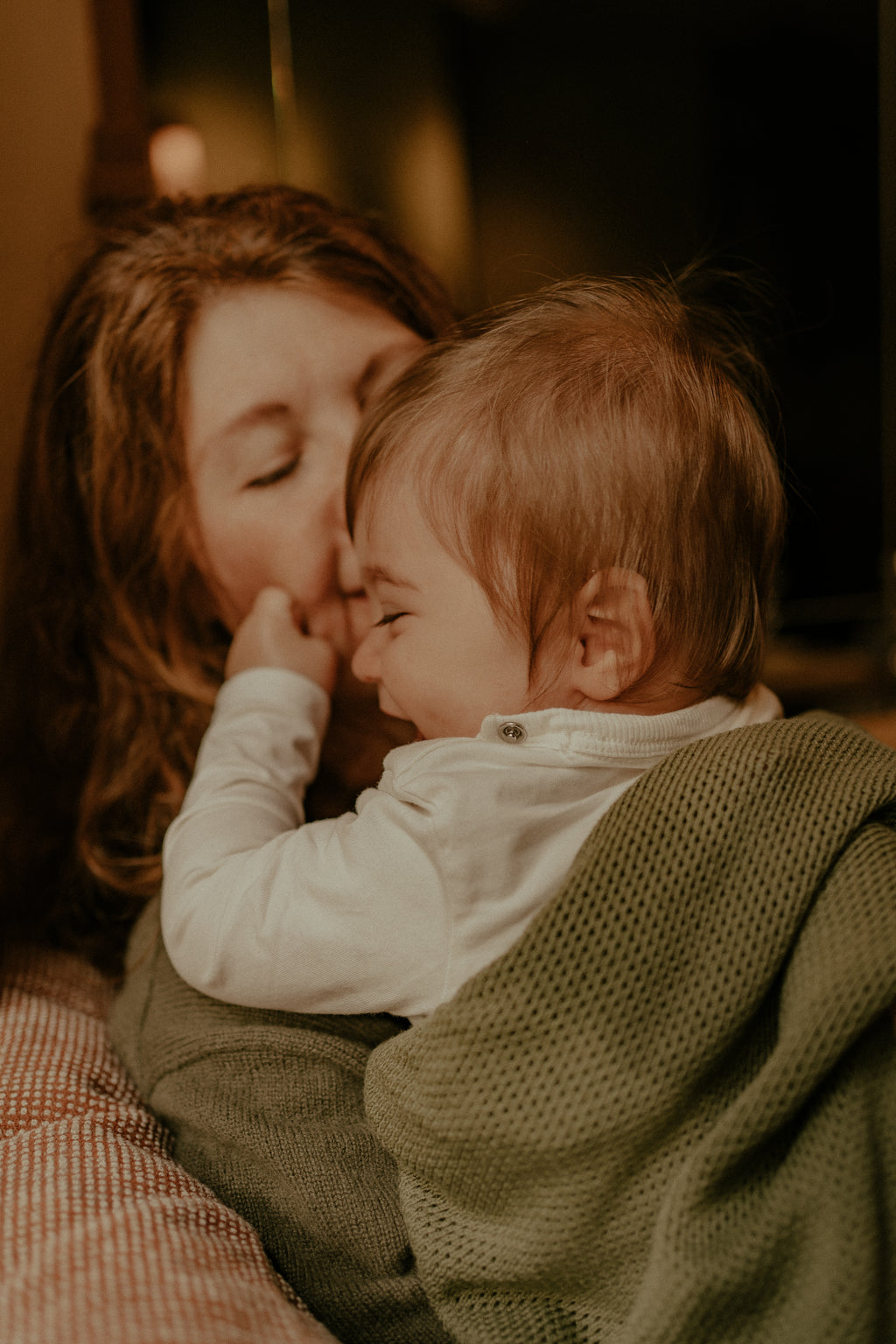 Momcho Breastfeeding Cover In Shade Flora