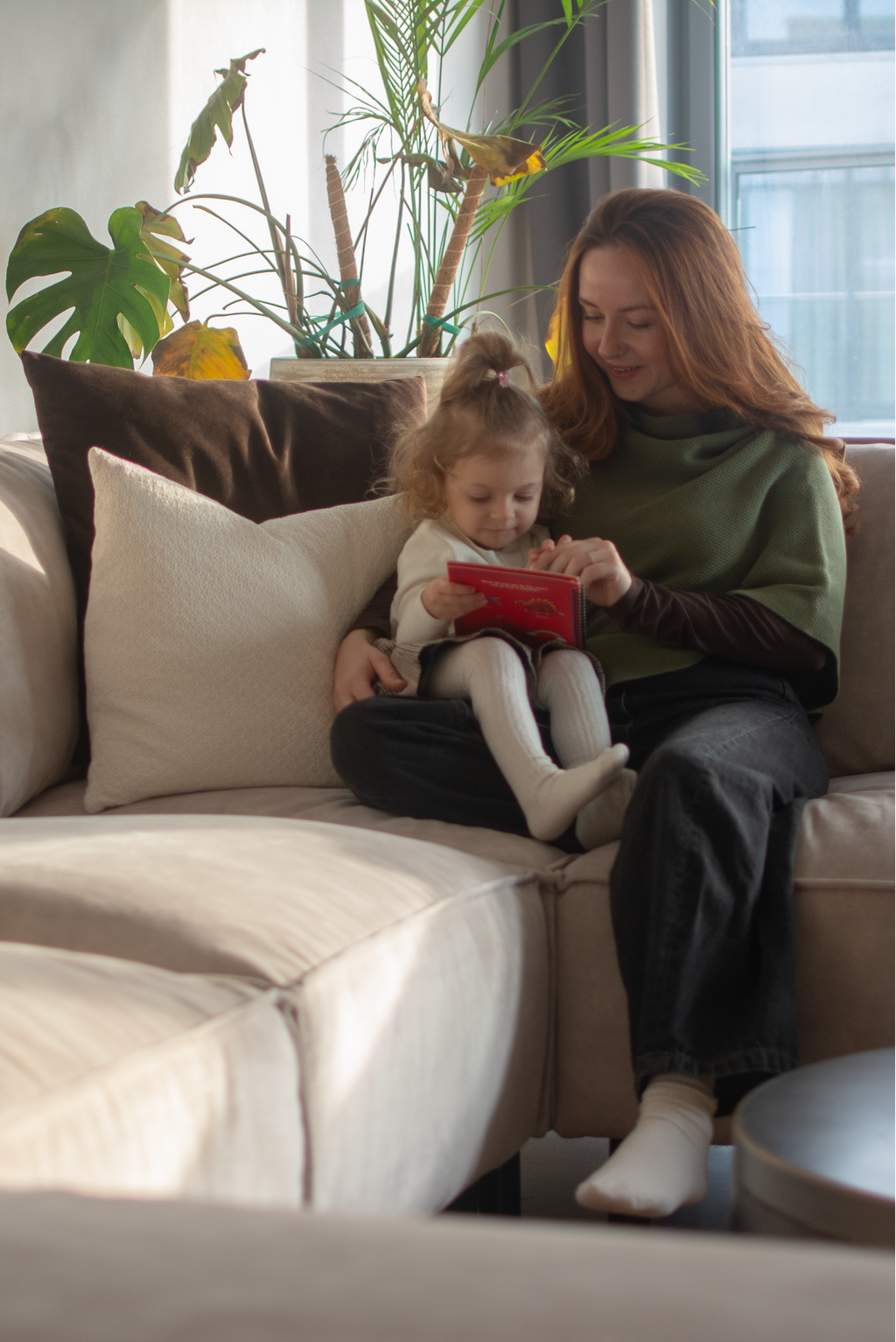 Momcho In Shade Flora & Branded Storage Bag Bundle